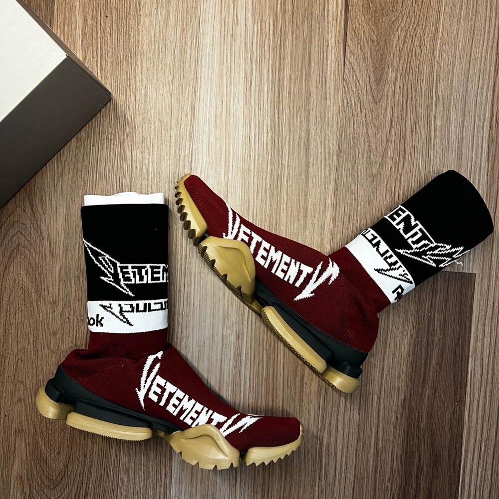 Vetements x Reebok Sock Trainer. Size 11.5 (Bordeaux/White)